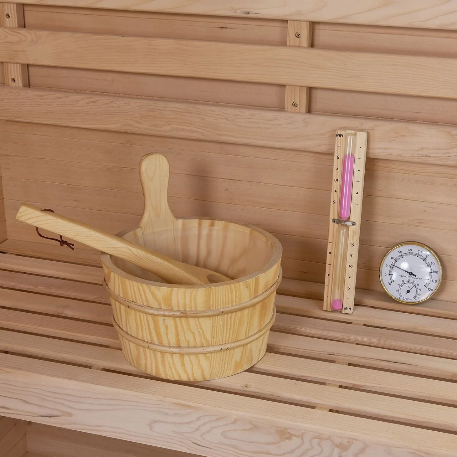 Traditionelle Sauna Vantaa - Schwarz